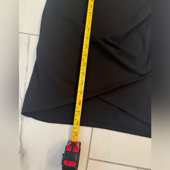 Leith Black Dress Size Medium Ruching and super flattering - Picture 5 of 7